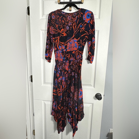 Desigual midi dress, current style, size 38, bold print, flowy, asymmetric hem - Picture 6 of 11